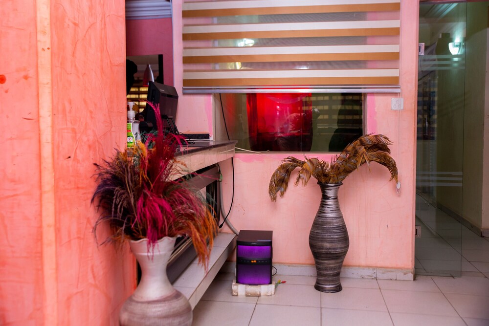 Ishakool Hotels 36/50