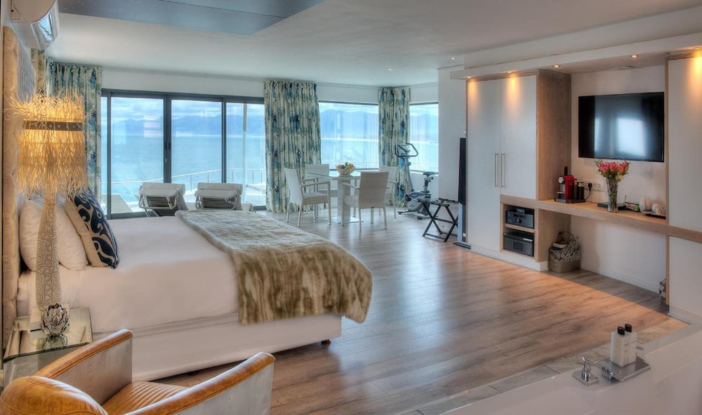 Sea Star Cliff 37/76