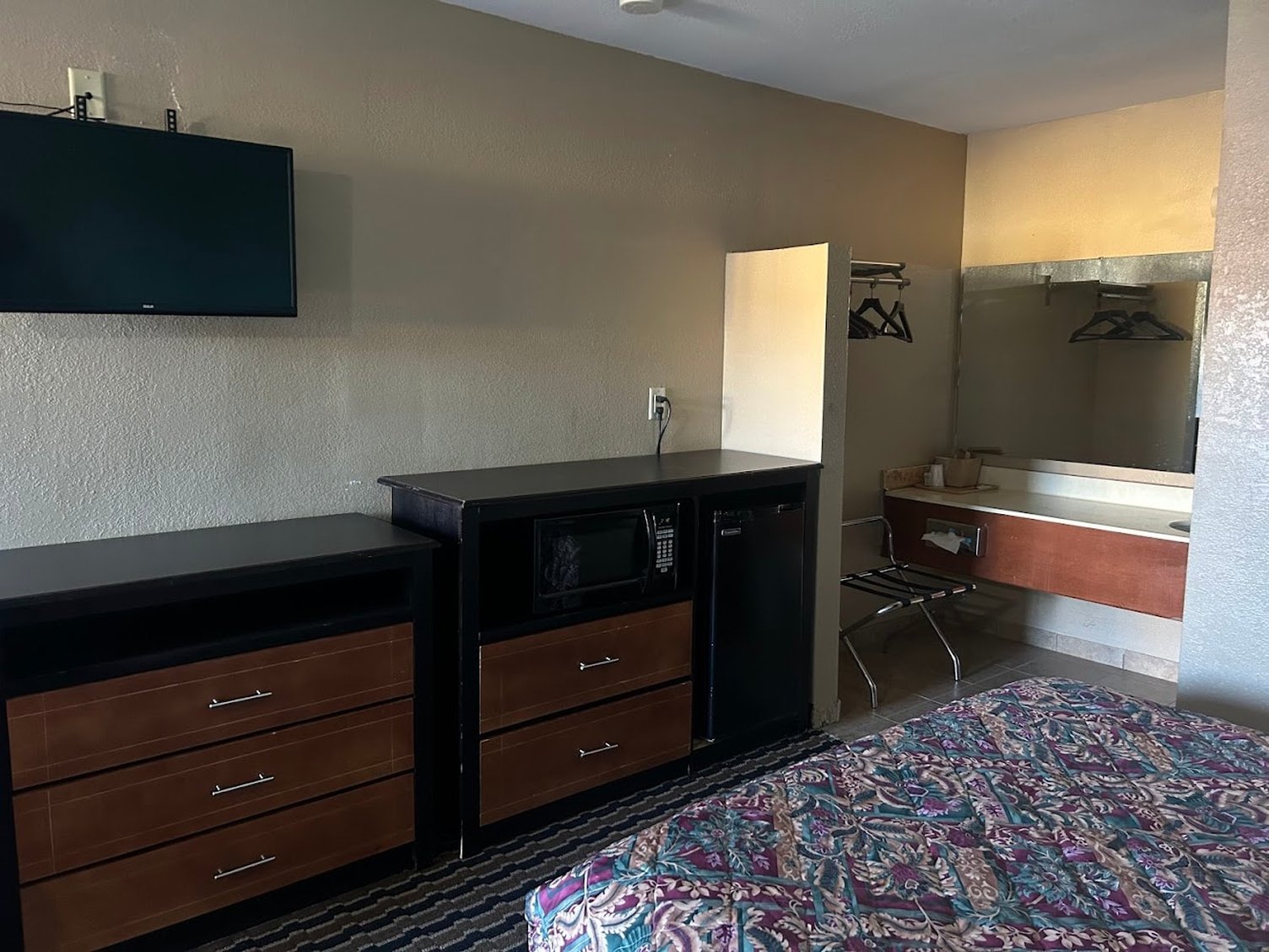 Crete Inn by Capital O Near Lincoln 8/48