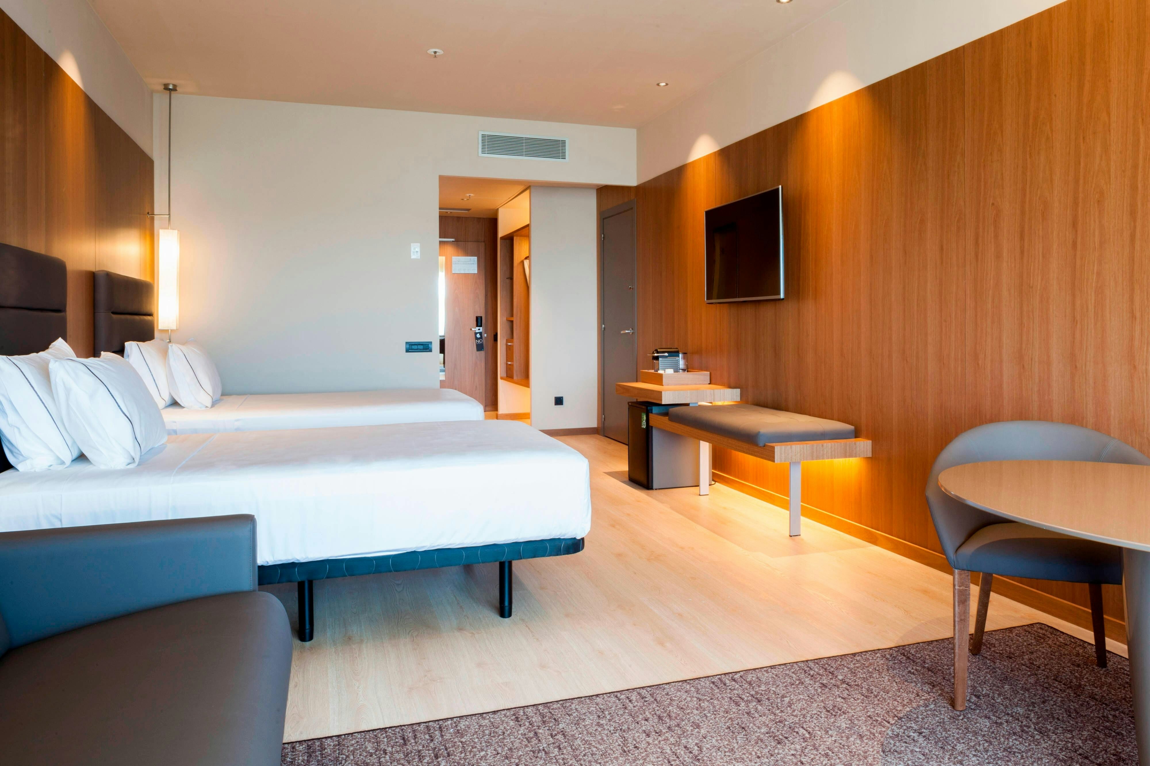 Ac Hotel Diagonal L Illa 24/74