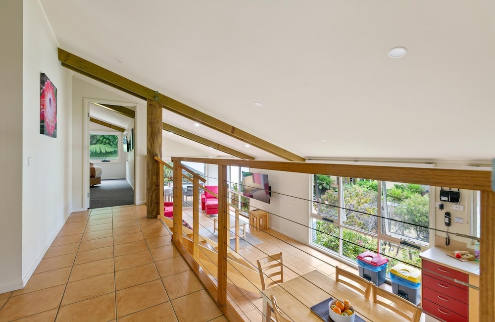 TATHRA BEACH HOUSE APARTMENTS 9/48