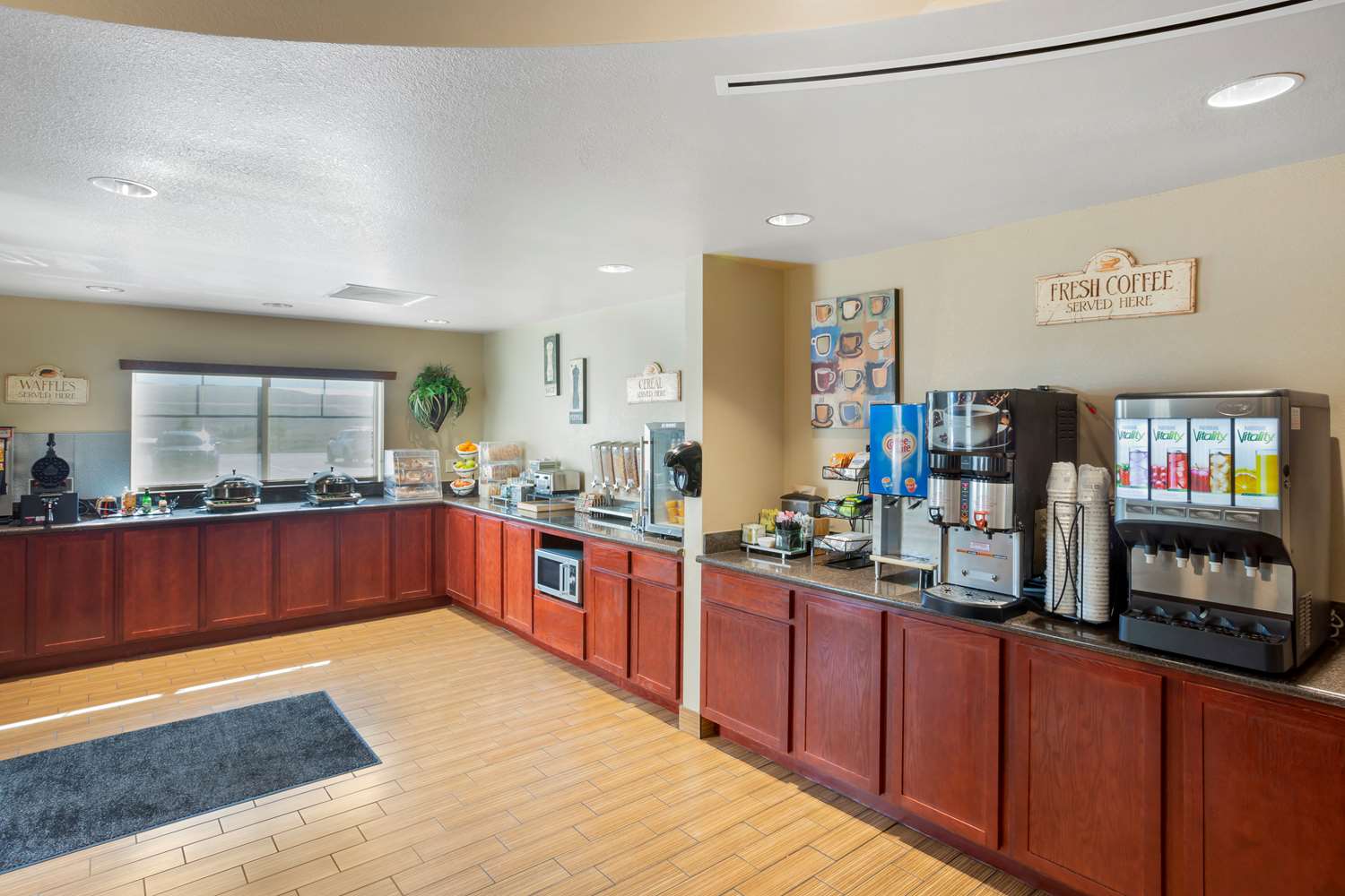 Best Western Plus Fossil Country Inn & Suites 4/32