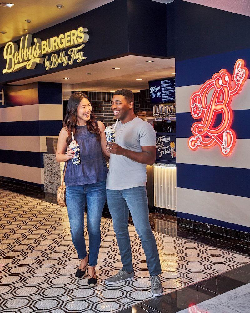 Harrah's Las Vegas - A Caesars Rewards Destination 10/66