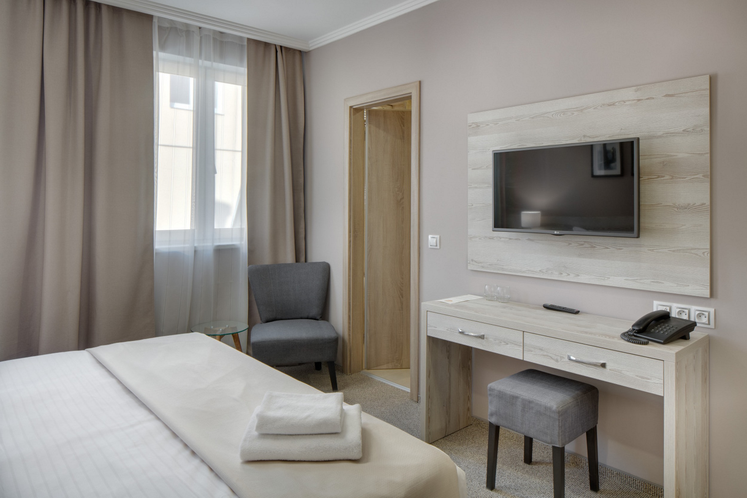 Florenc Hotel 19/39