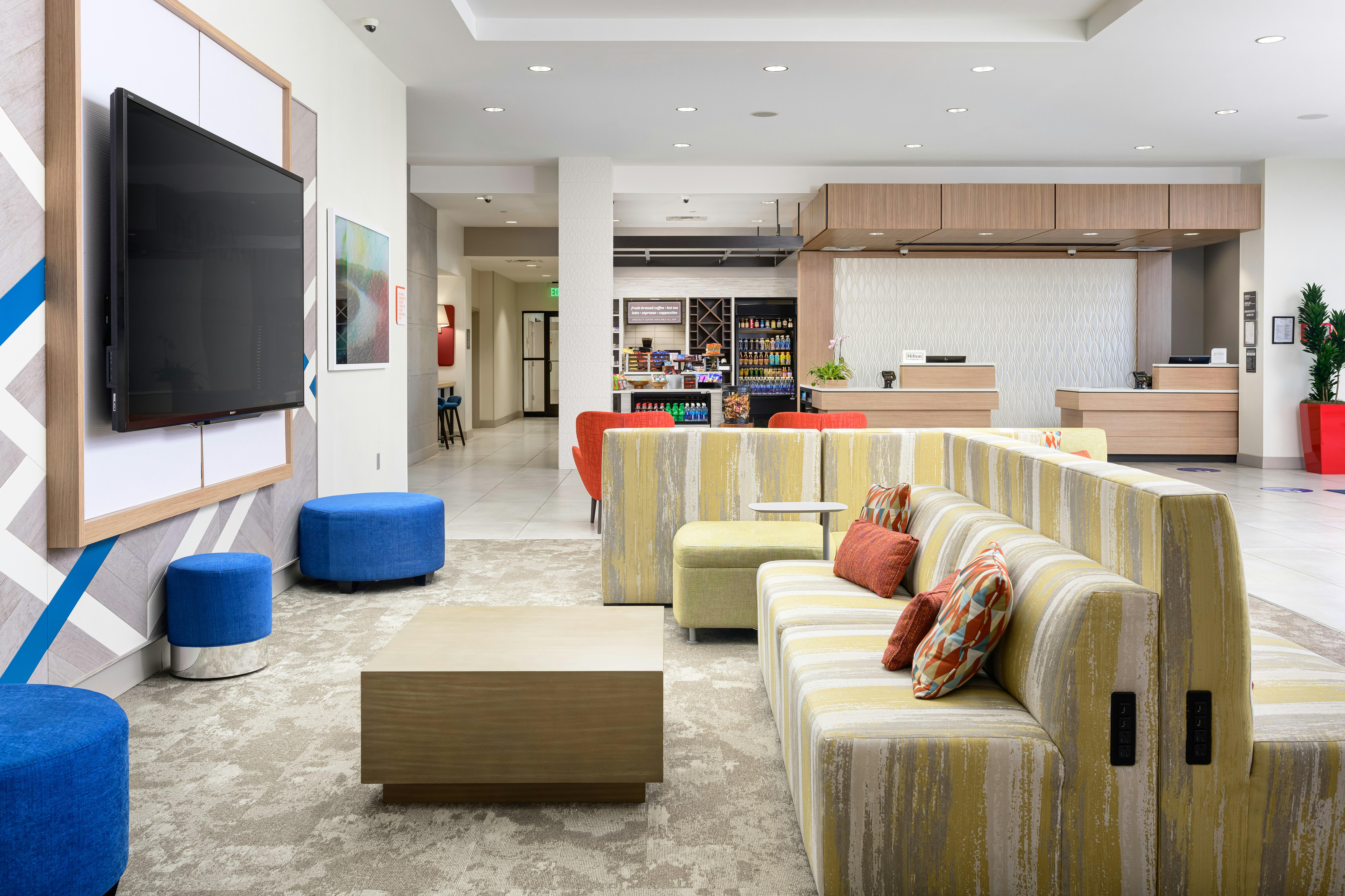 Hilton Garden Inn Knoxville Papermill Drive TN 17/35
