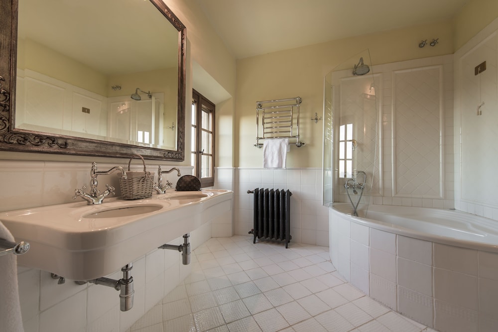 Borgo Di Pietrafitta Relais 73/74