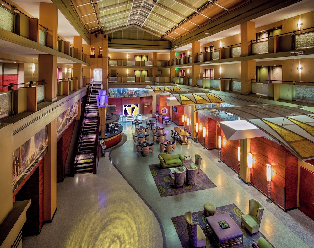 Pier 5 Hotel Baltimore, MD 44/50
