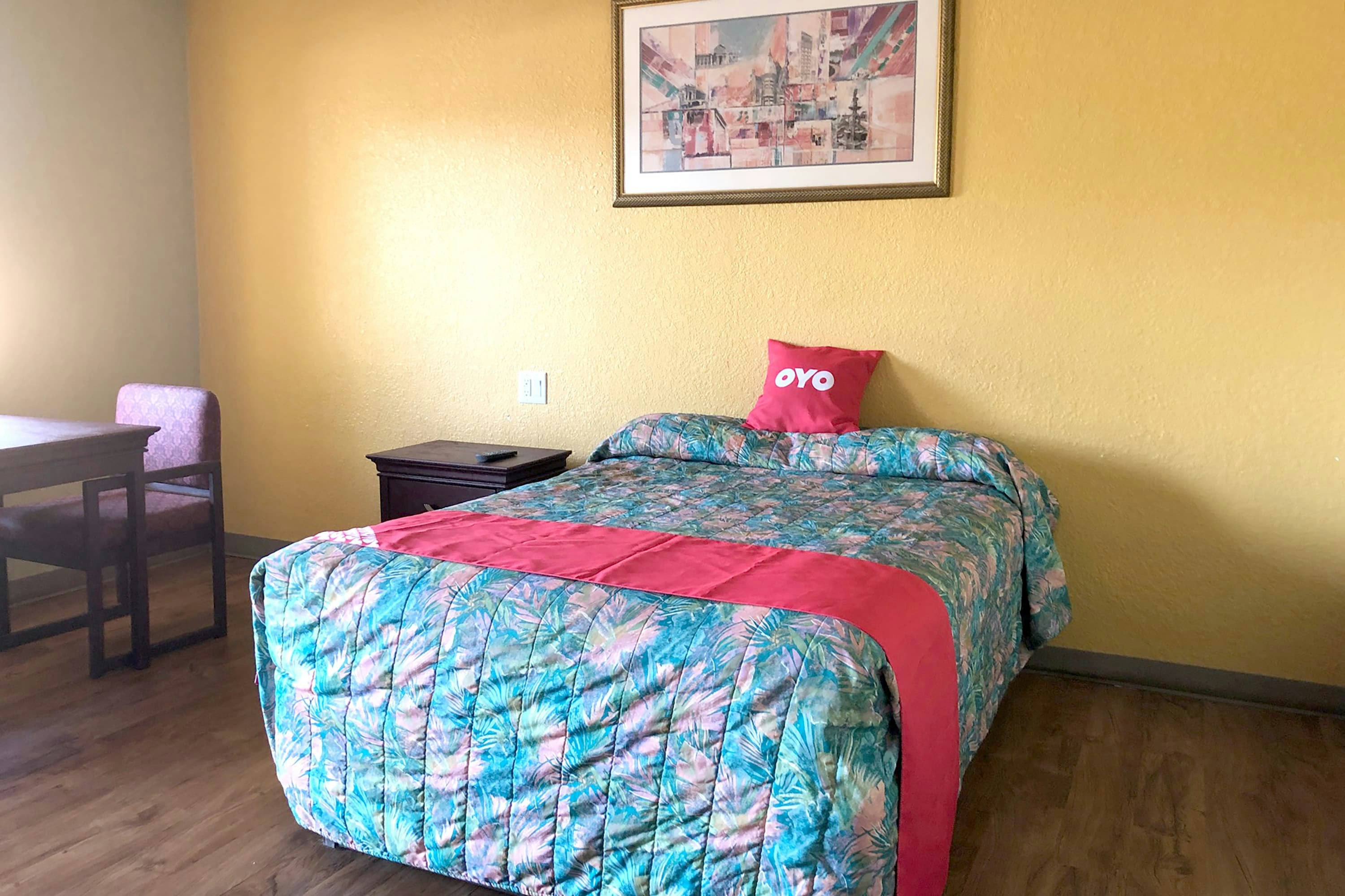 OYO Superior Budget Inn Bartow 9/23