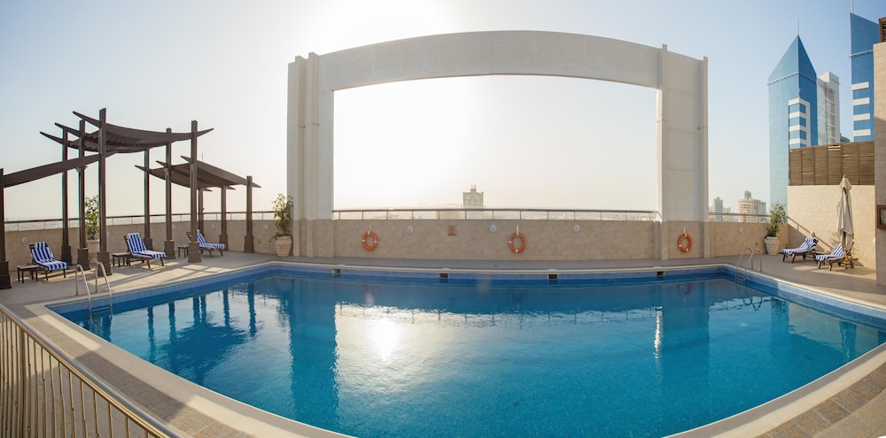Gulf Court Hotel 25/50