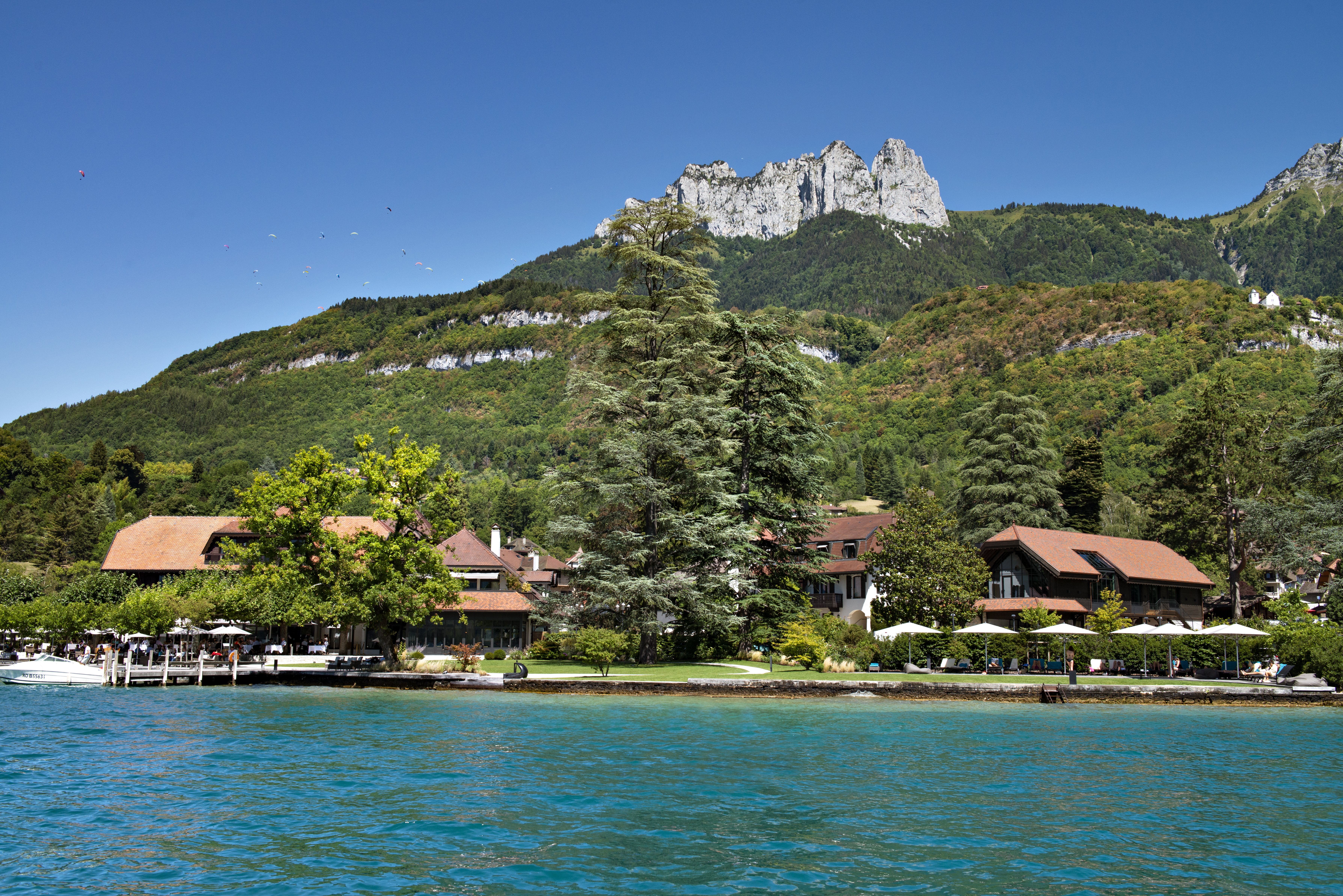 Hotel Auberge Du Pere Bise 50/56