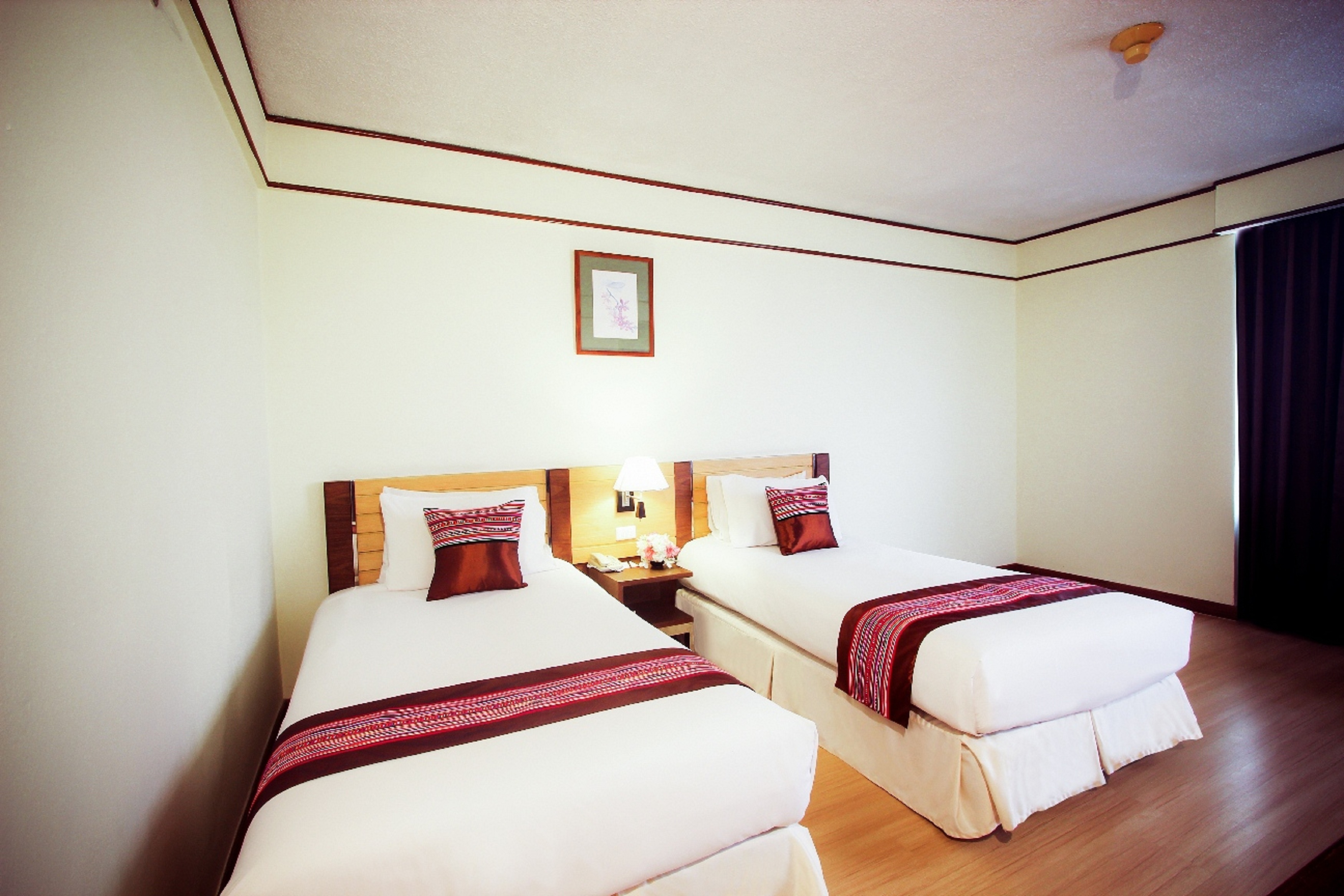 Duangtawan Hotel Chiang Mai 11/50