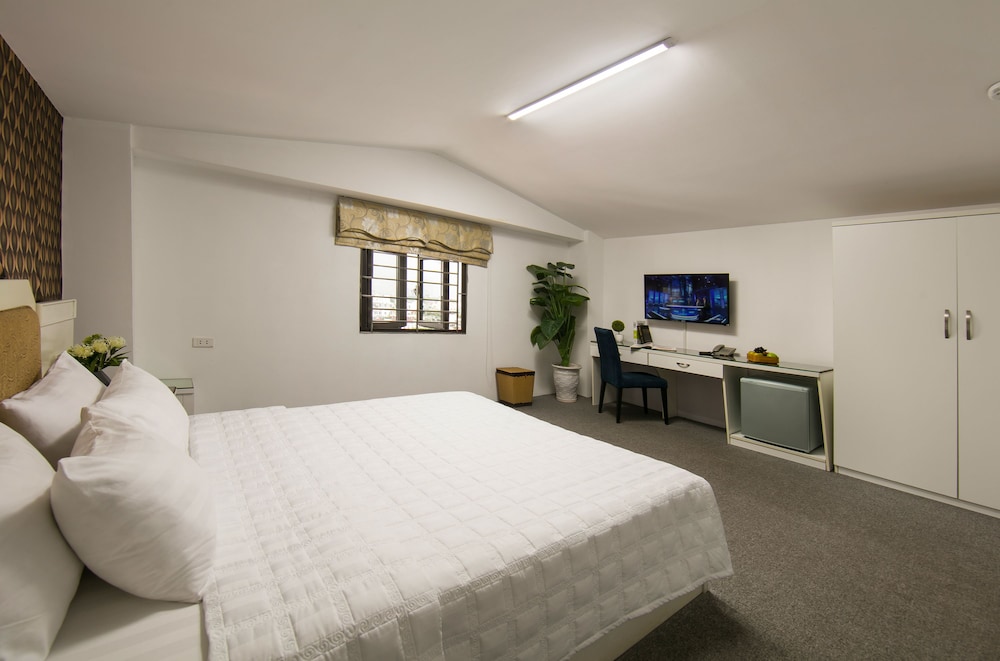 Kingly Hotel 29/56