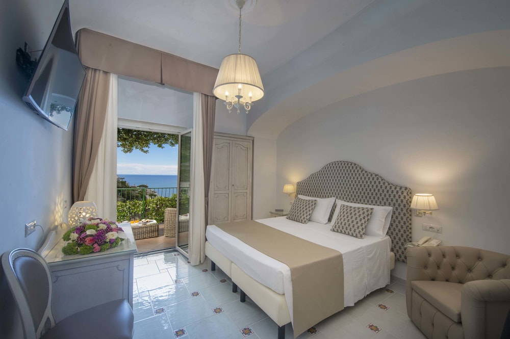Hotel Pellegrino 13/50