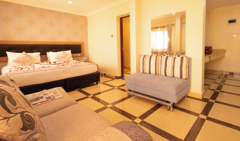 West Lerruat Hotel 17/47