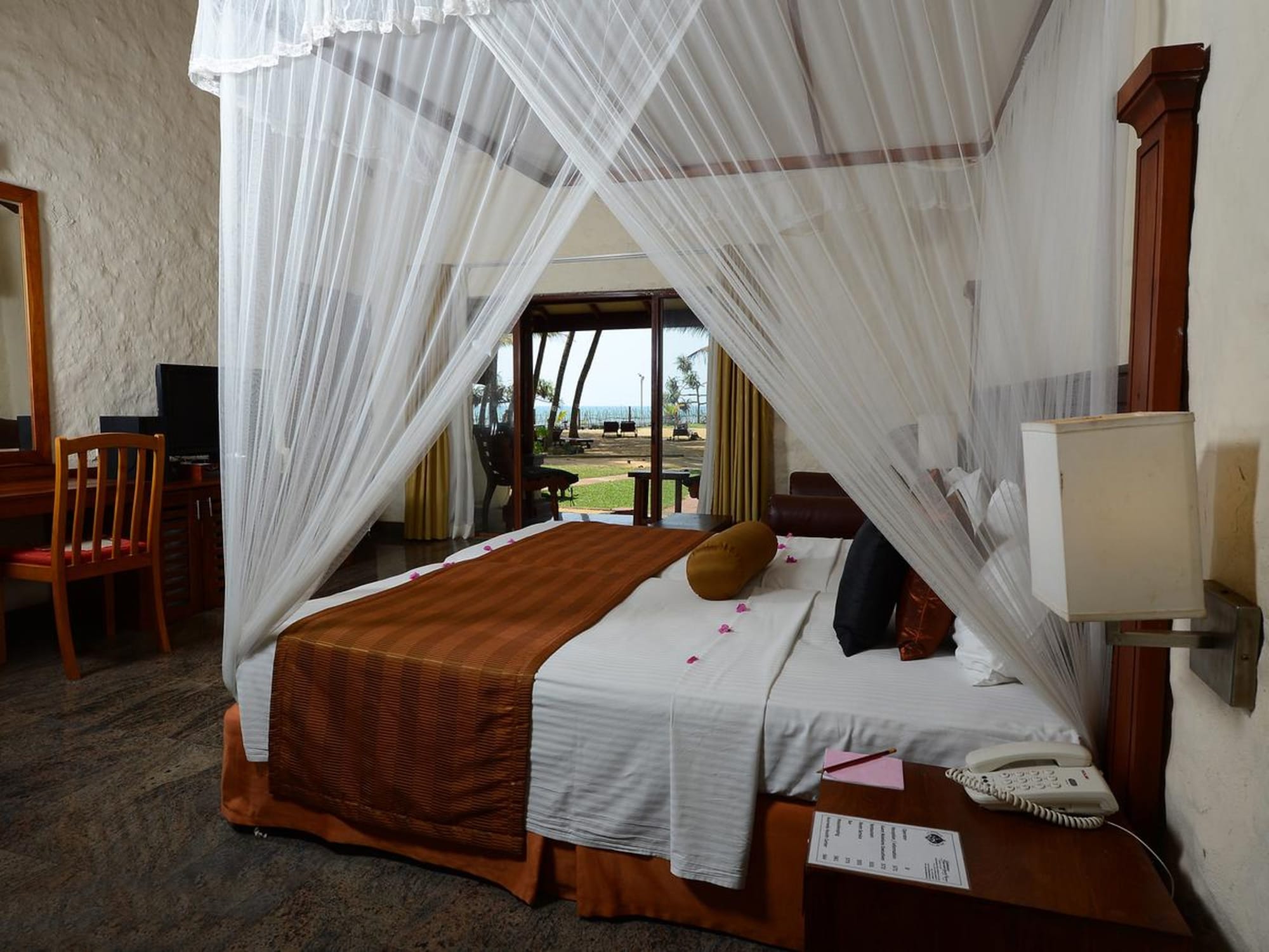 جناح ديلوكس بسرير كينج بإطلالة على الحديقة، Siddhalepa Ayurveda Health Resort 9/10