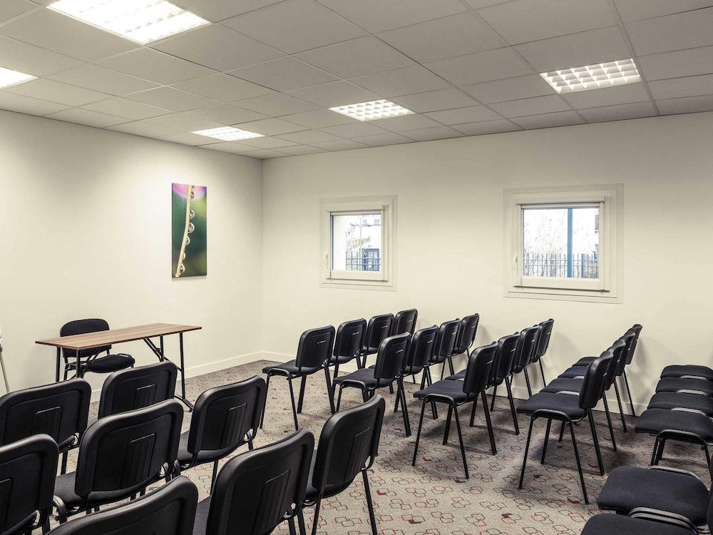 ibis Epinay sur seine Gennevilliers 65/72