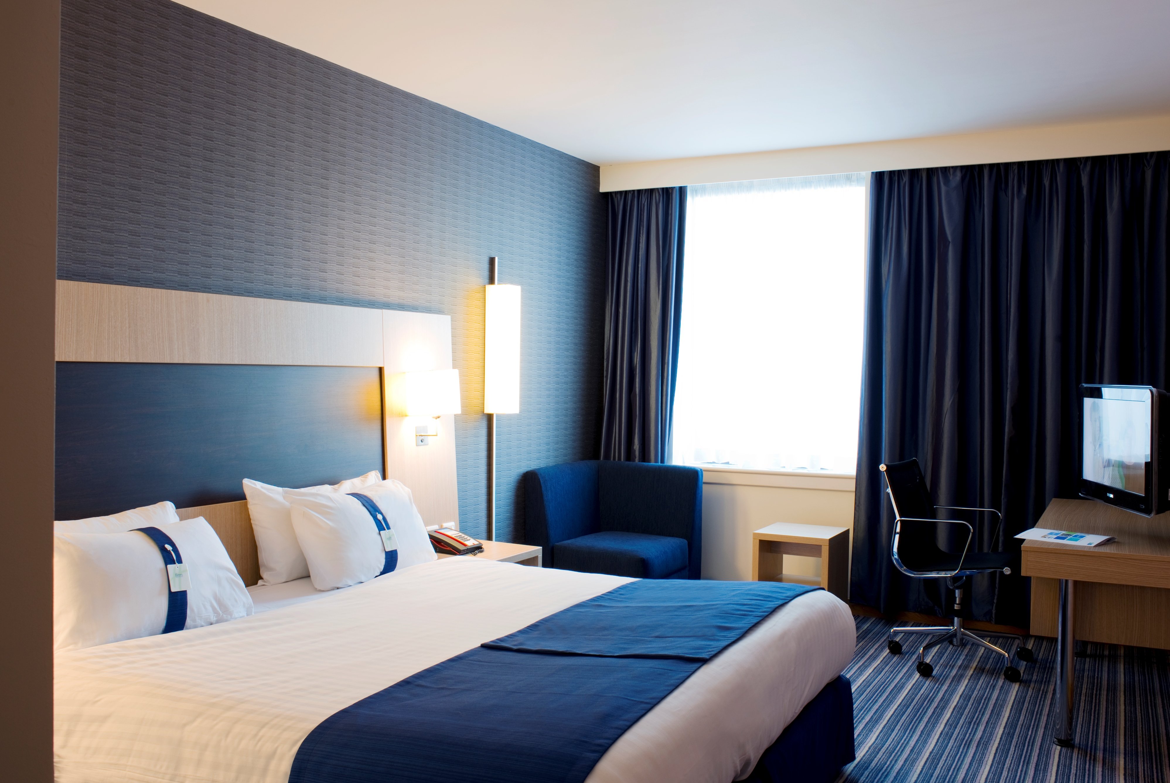 Room, Double Bed