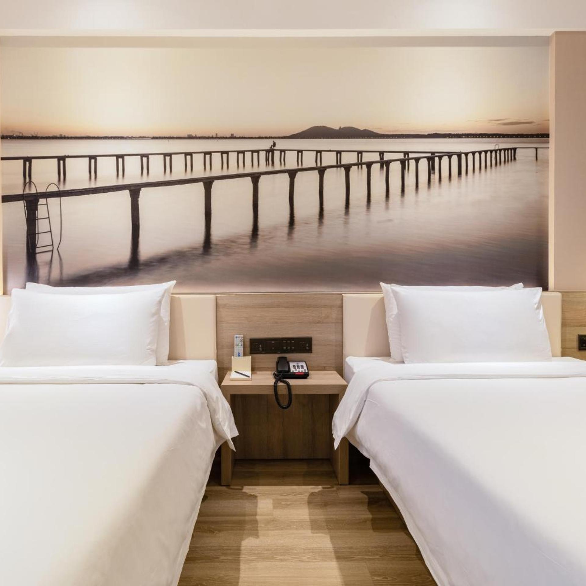 Atour Hotel Wuhan Changqing Road 21/74