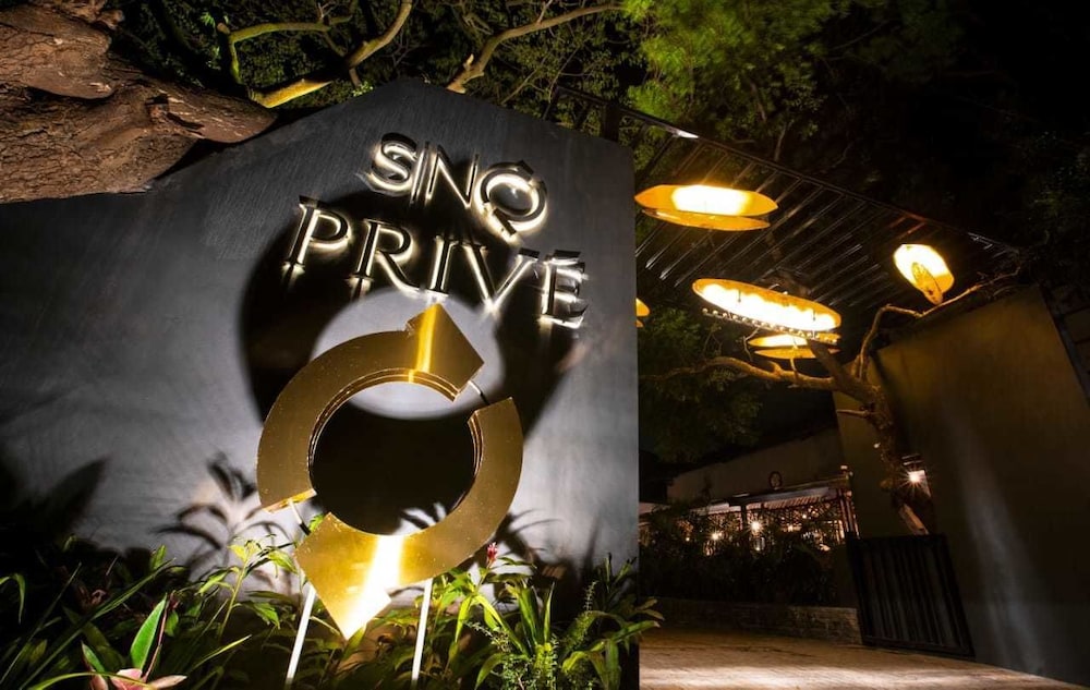 Sinq Prive 29/33