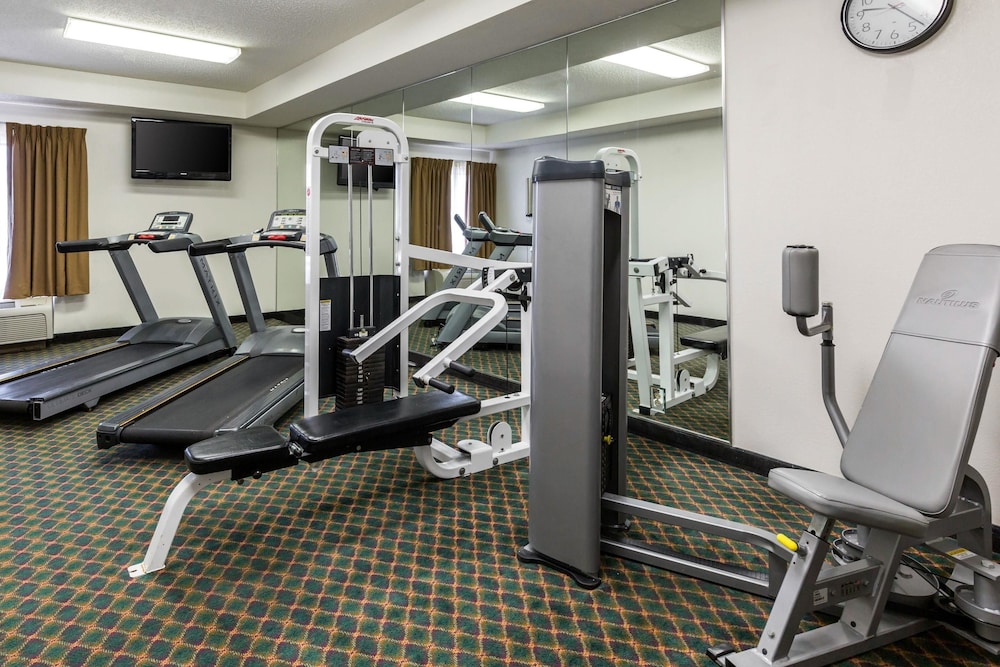 Comfort Inn Collinsville near St. Louis 23/46