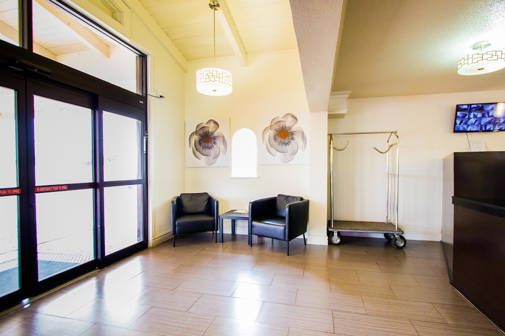 Lobby at Motel6 Austin, TX - Midtown, AUSTIN - TX