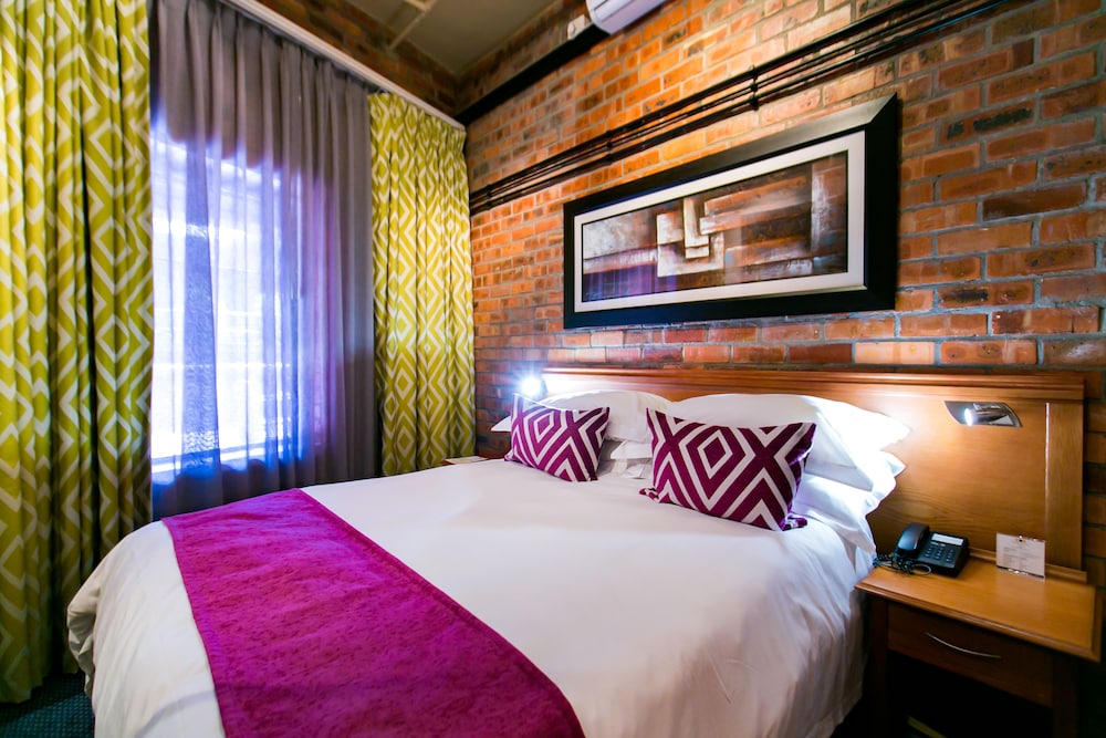 Cape Town Lodge Hotel 12/53