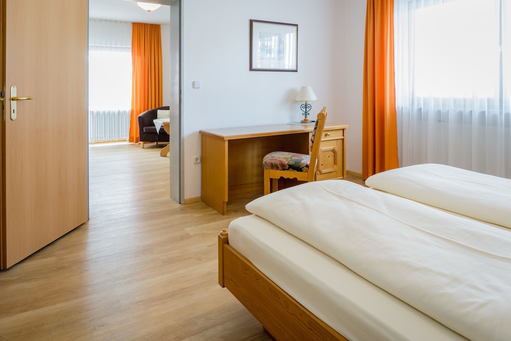 PARKHOTEL SONNENHOF 7/33