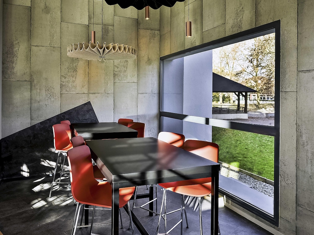 Ibis Annecy Cran Gevrier Hotel 57/68