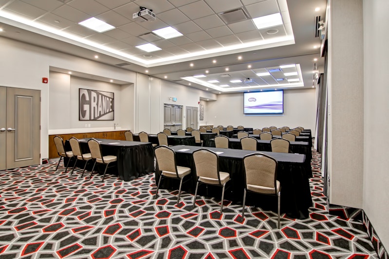 Hampton Inn & Suites By Hilton Grande Prairie 42/49