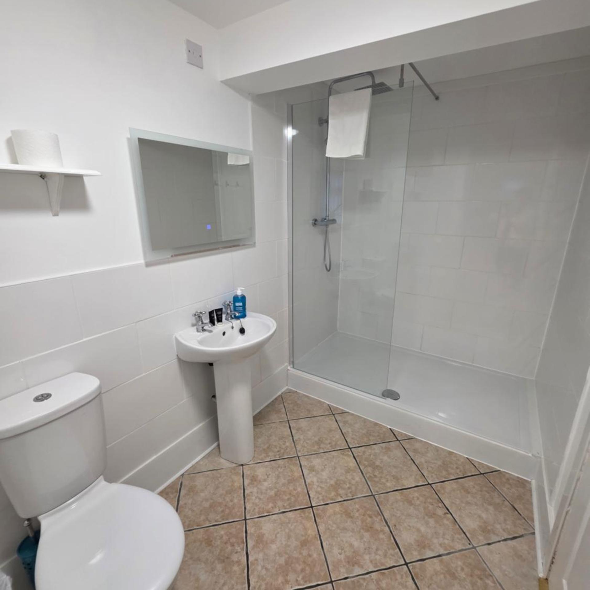 Apartment, Ground Floor, Rivelyn Hotel 2/3