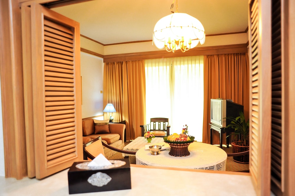 Kahavadi Chiang Rai, Curio Collection by Hilton 35/50