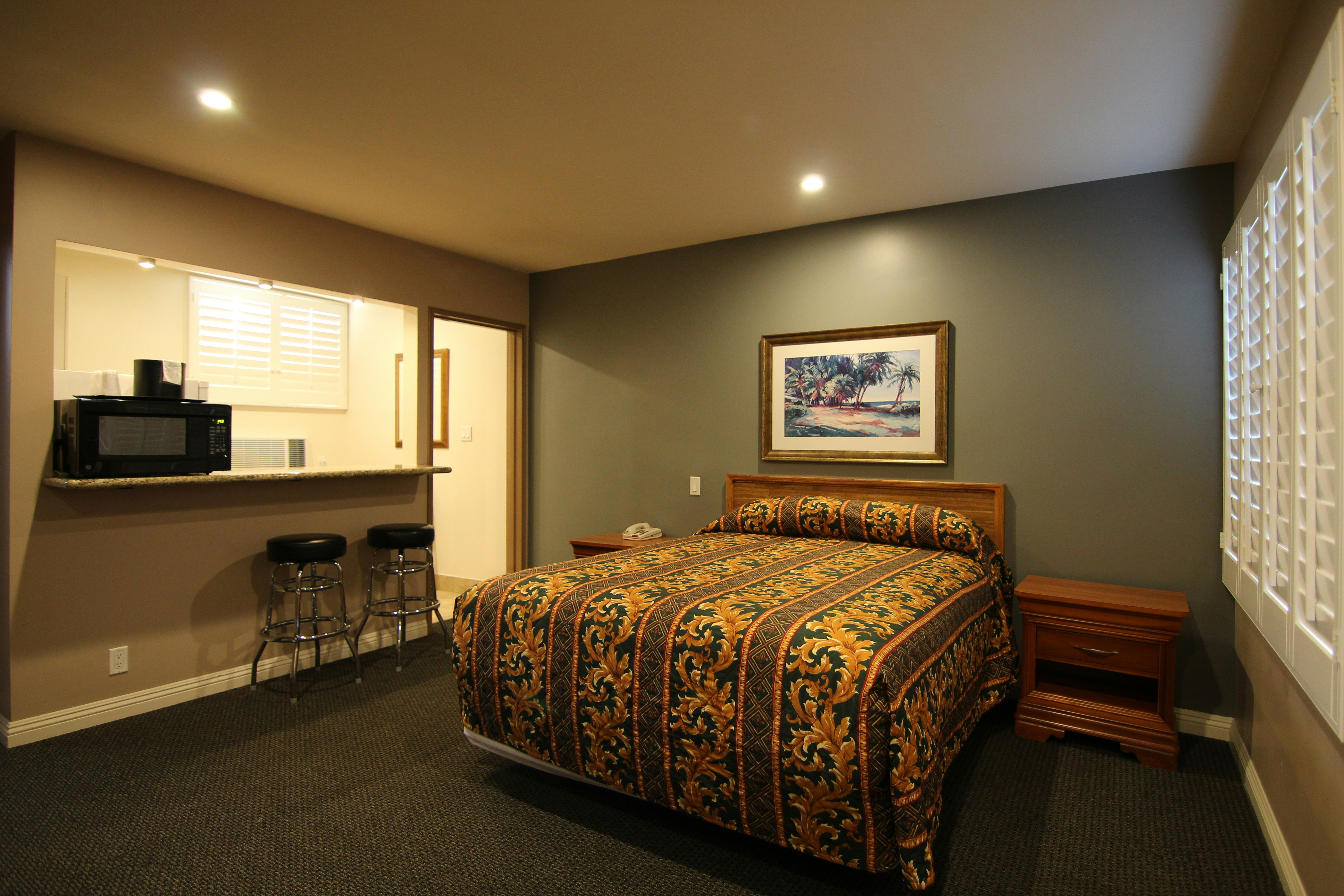Dunes Inn Wilshire 12/72