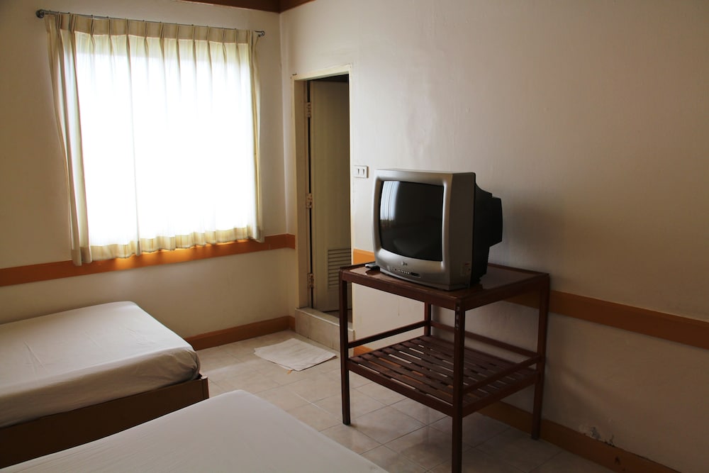 Phu Inn Hotel 17/19