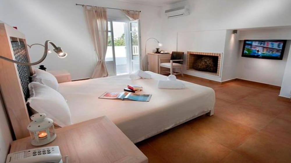Nefeli Hotel Skiros 34/65