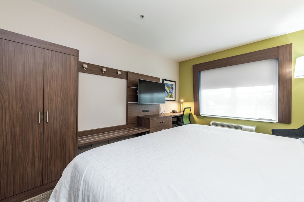 Standard, King Bed