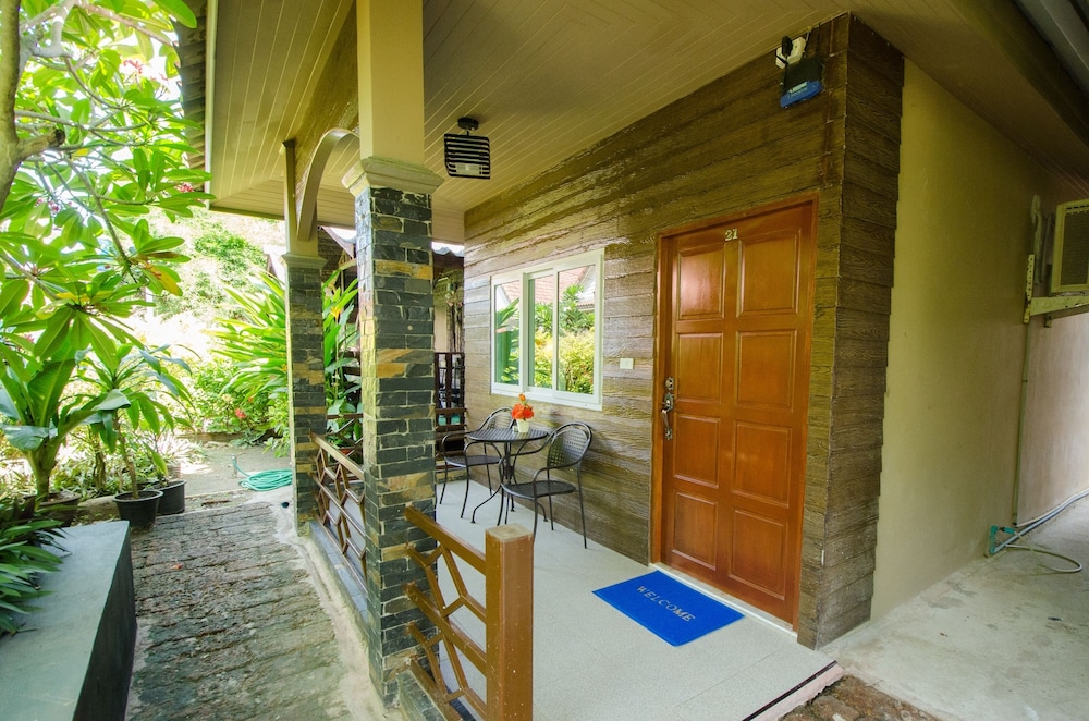 Nid's Bungalows 6/63