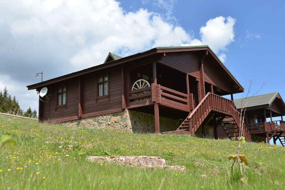 Birun Kumbet Dag Evi 2/50