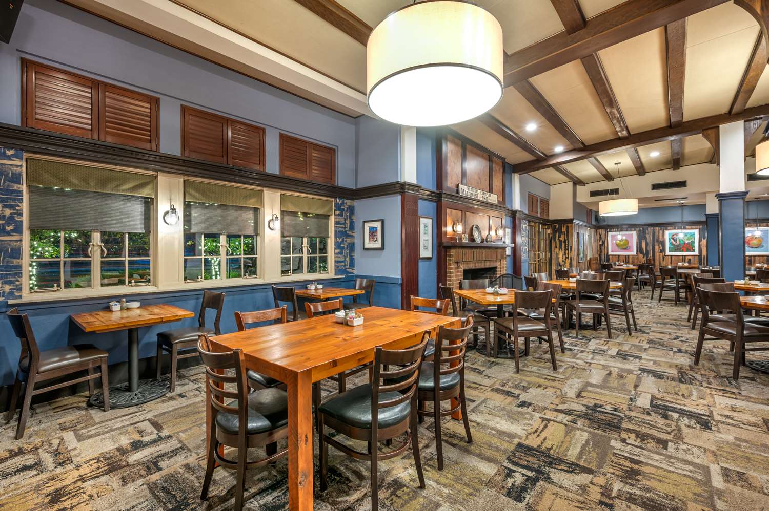 Best Western Premier Mariemont Inn 34/46