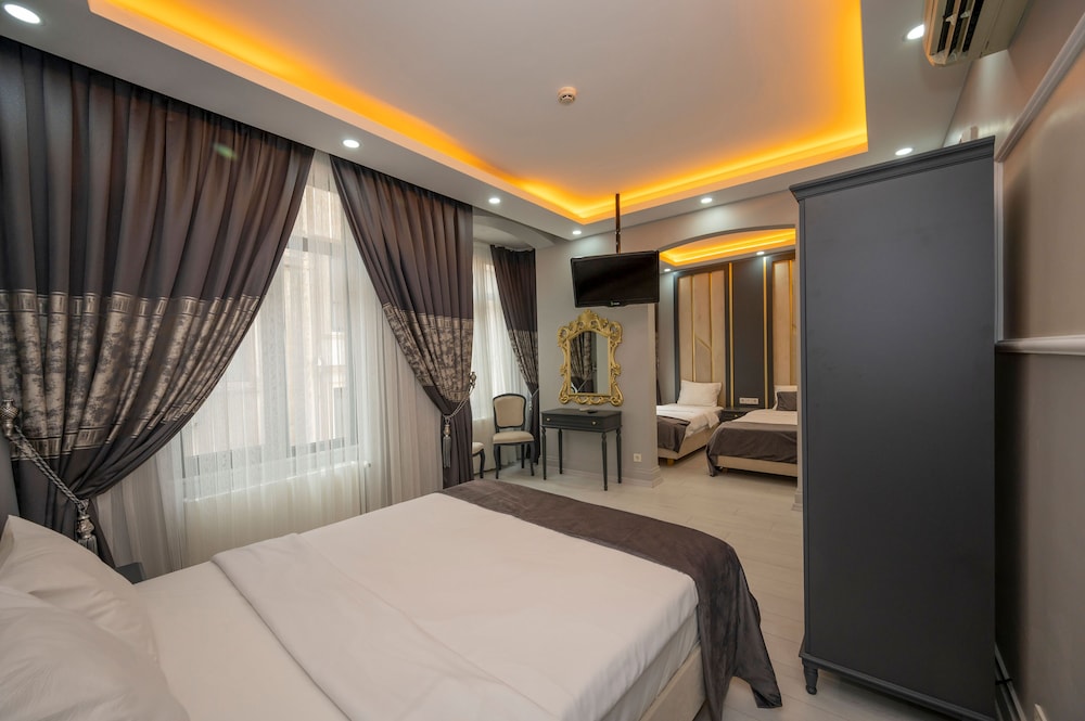 2 BEDROOMS, CONNECTING, FAMILY SUITE