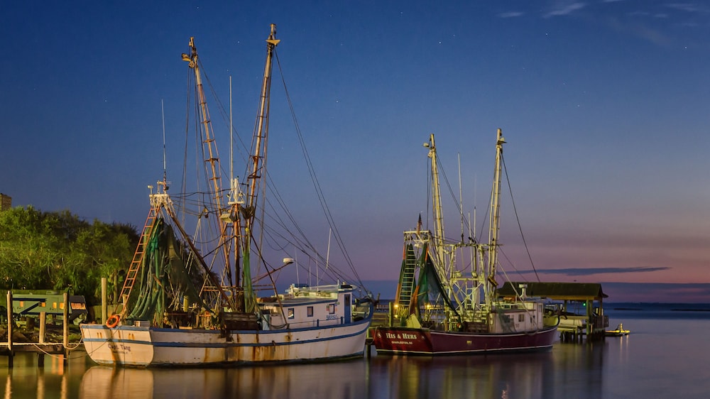Shem Creek Inn 21/37