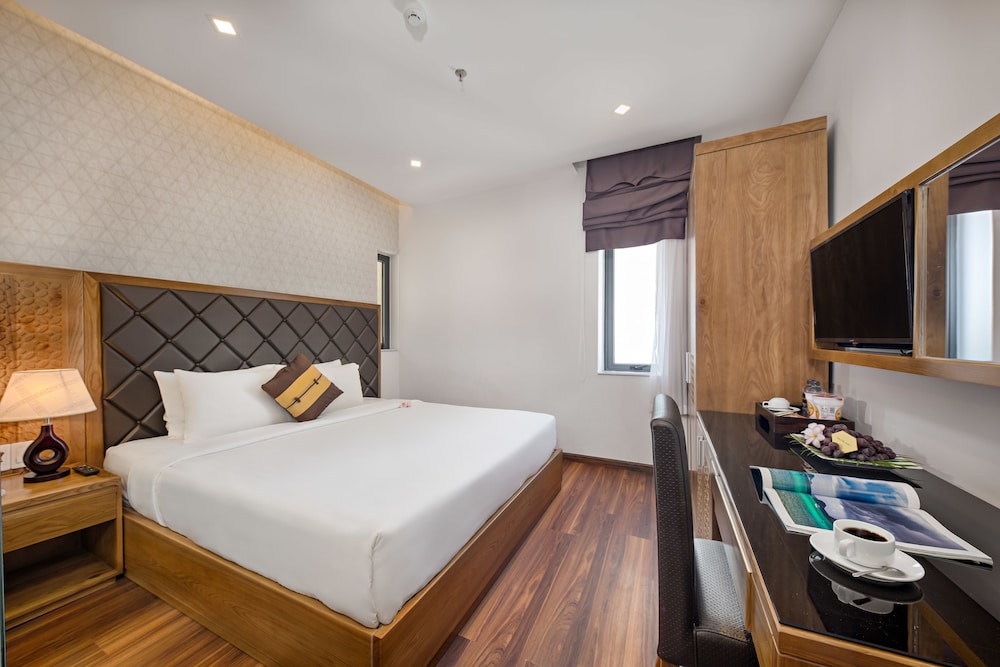Bliss Luxury Hotel & Spa 7/28