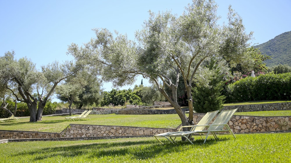 Ionian Blue Bungalows And Spa Resort 60/65