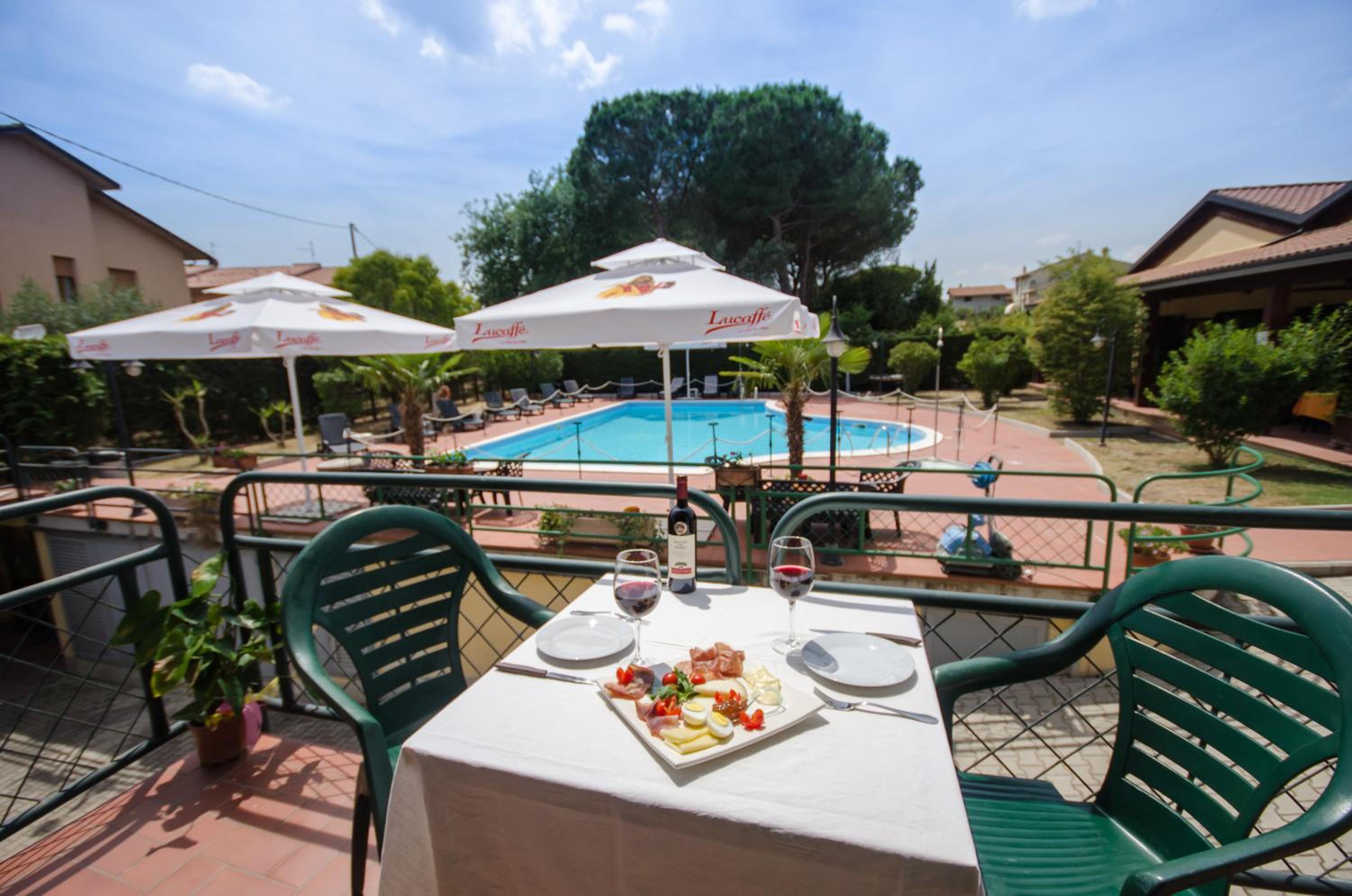 HOTEL DUCA DELLA CORGNA 38/51