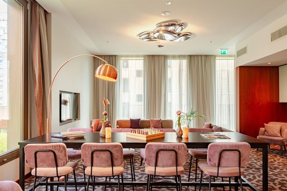 Crowne Plaza Amsterdam South Hotel 55/82