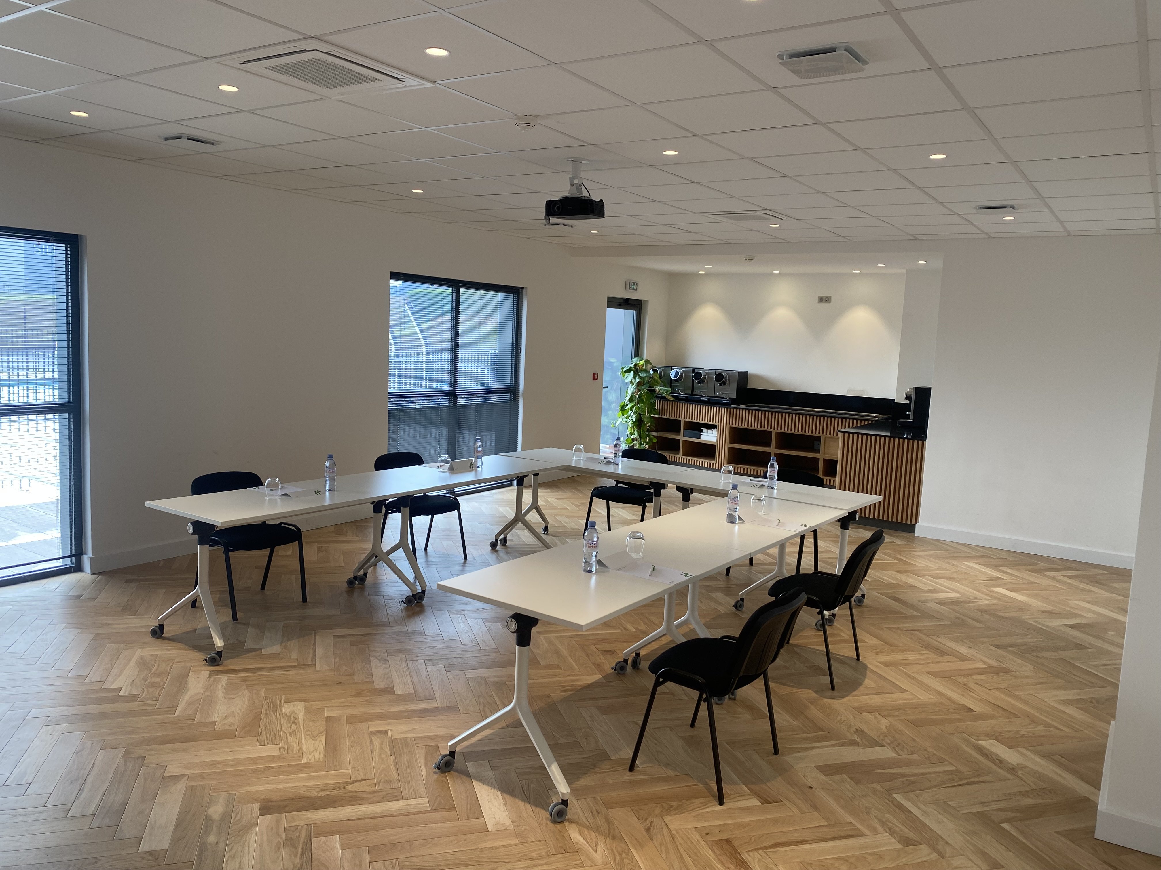 Holiday Inn Dijon Sud Longvic 39/45