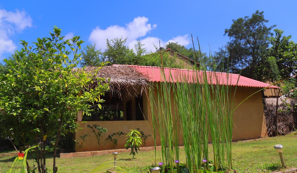 Niyagala Lodge 7/50