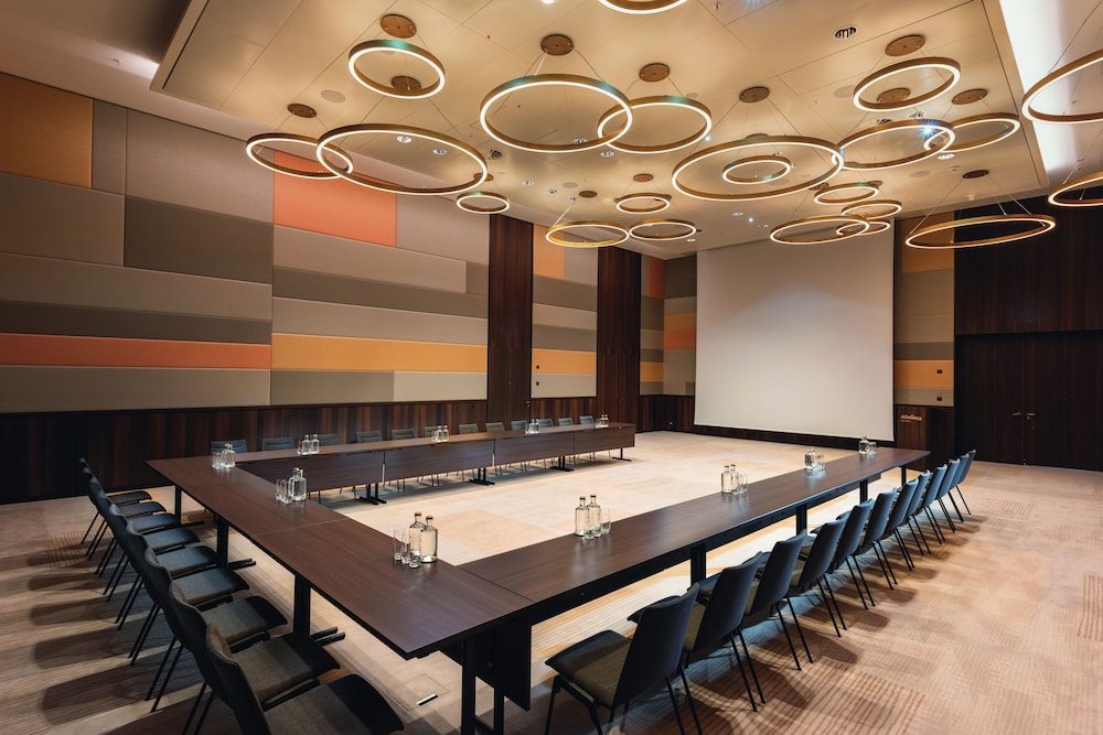 Movenpick Hotel Basel 60/70