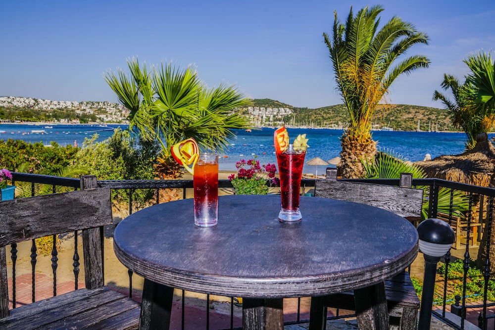 Amilla Beach Resort 45/50