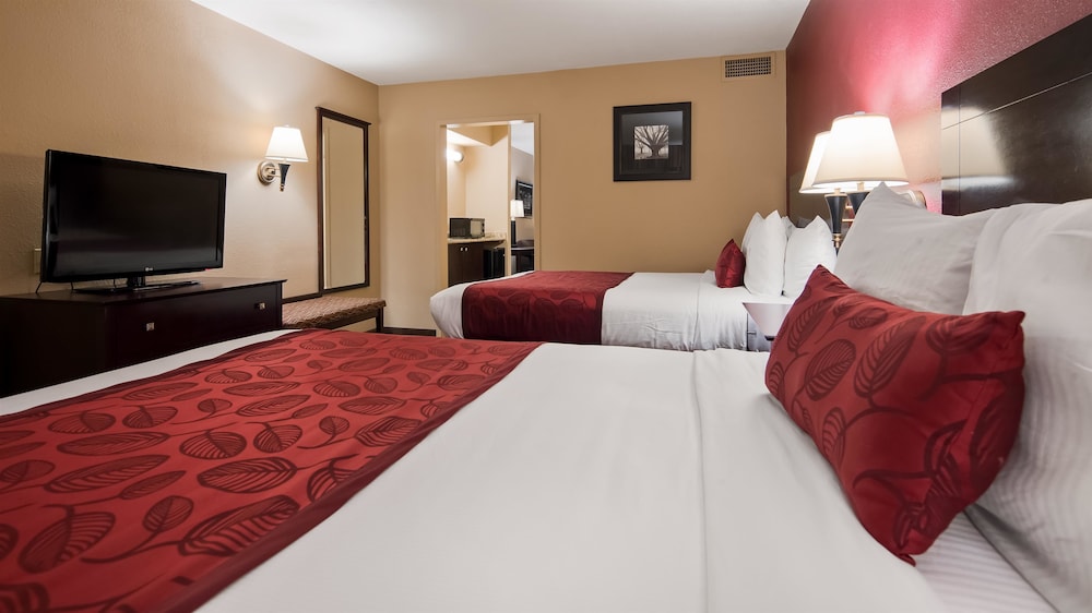 Alexandria Inn and Suites and Conference Center 8/32