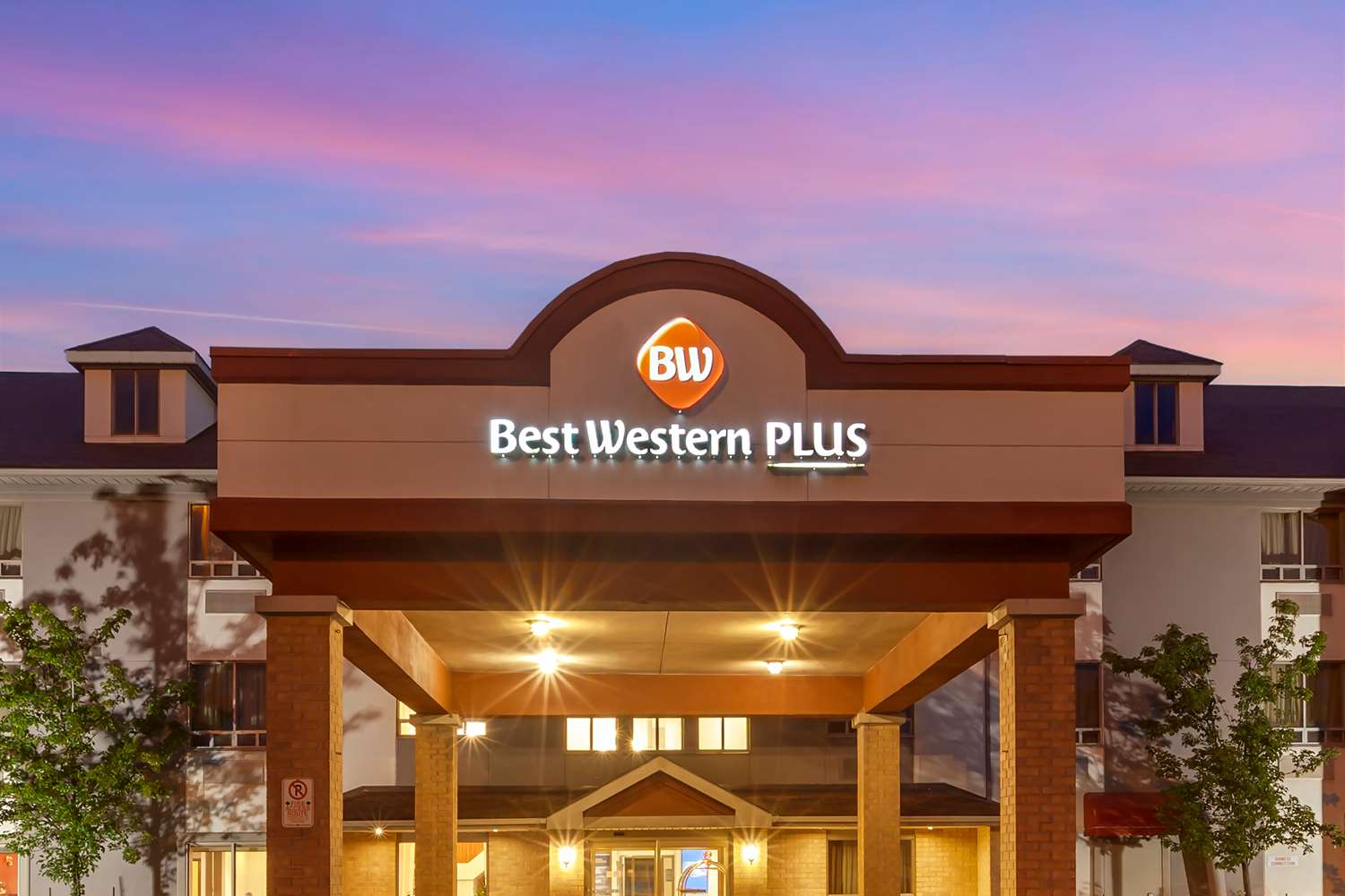 Best Western Plus Burlington Inn and Suites 1/21